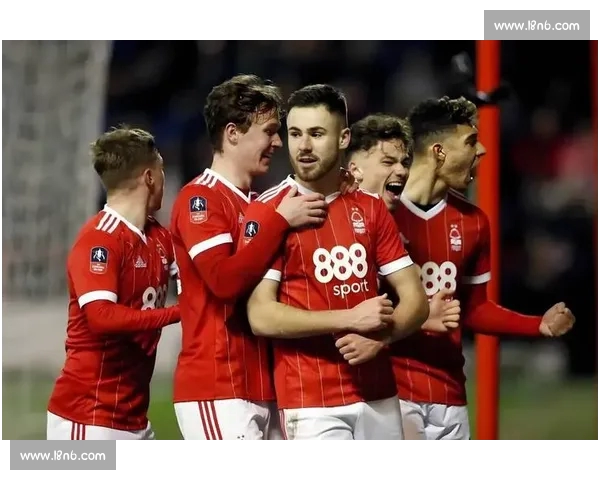 英超最新动态 曼联新帅首战迎来挑战 利物浦主场力克切尔西取得关键胜利